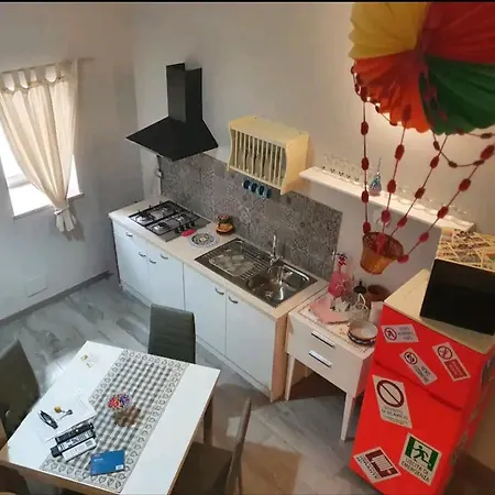 Ally's House Палермо